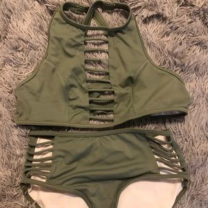 Green bathensuit w/ high waisted bottoms